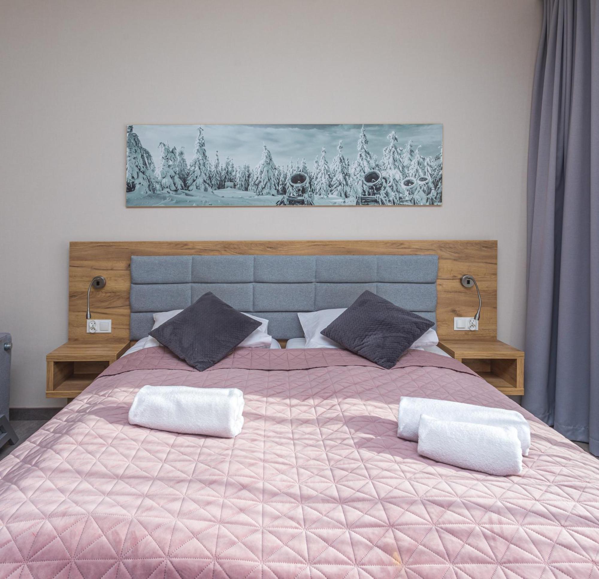 Aparthotel Apartamenty Czarna Gora 224 Sienna  Dış mekan fotoğraf